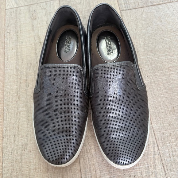 Michael Kors Grey Metallic Leather Sneakers - Picture 1 of 8